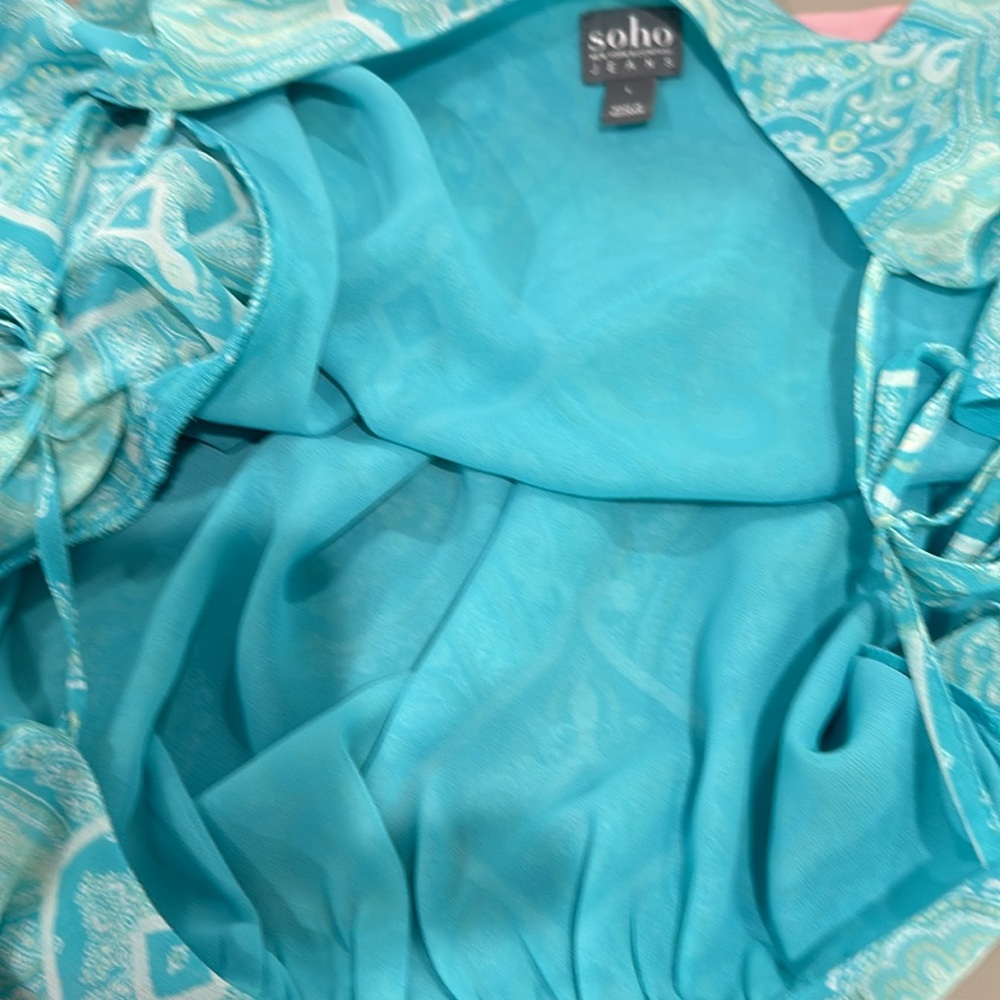Soho Cold Shoulder Blouse Large - Picture 13 of 15